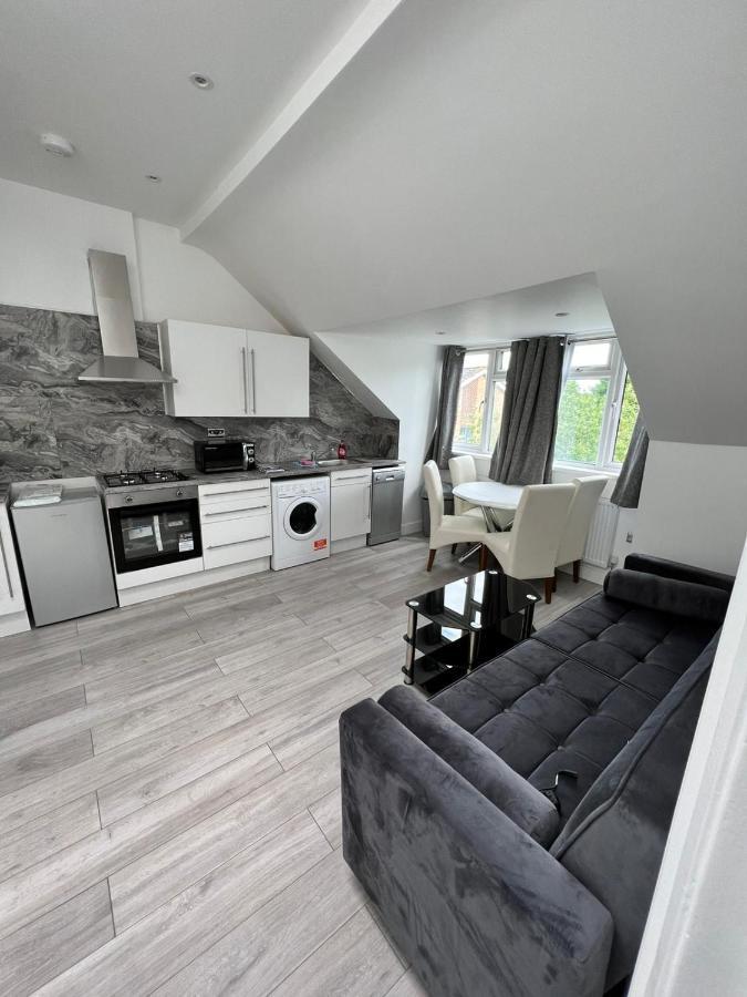 Lovely 2 Bedroom Flat With Roof Terrace In London Nw6 Ngoại thất bức ảnh