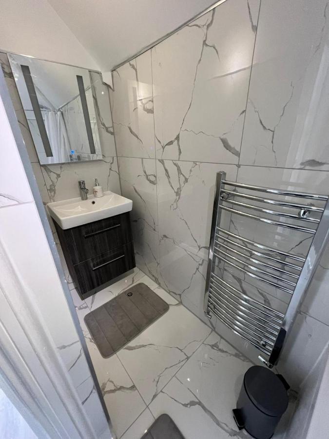 Lovely 2 Bedroom Flat With Roof Terrace In London Nw6 Ngoại thất bức ảnh