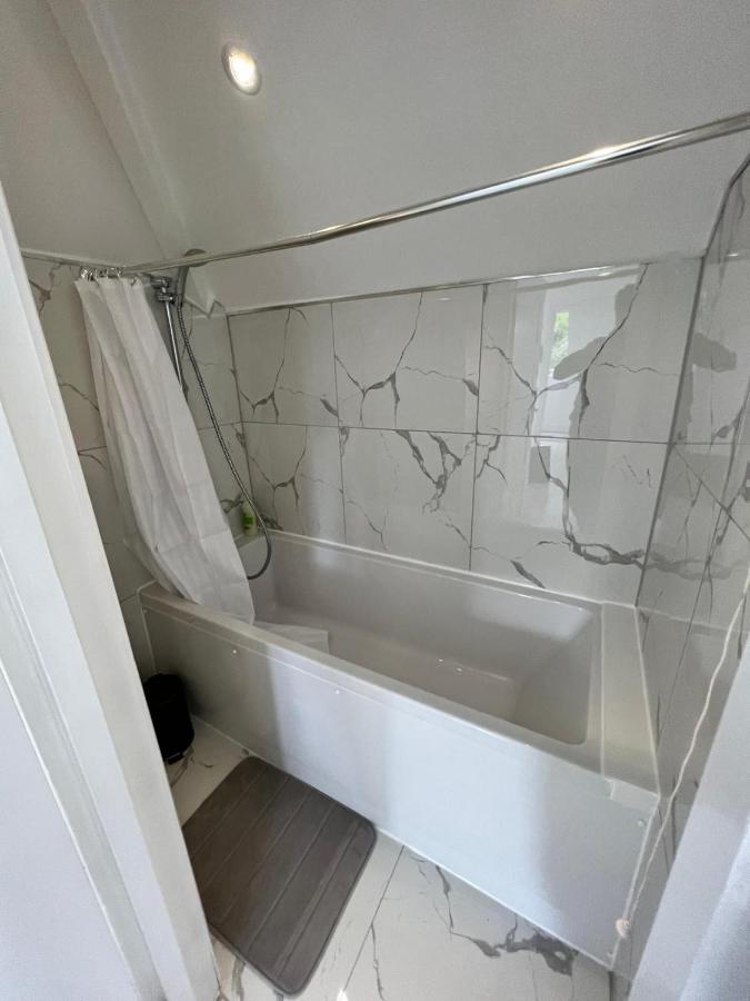 Lovely 2 Bedroom Flat With Roof Terrace In London Nw6 Ngoại thất bức ảnh